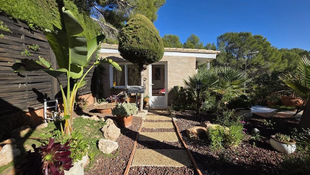 Property 2438 - Image 26